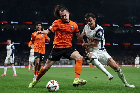  الحسم في ألمانيا.. التعادل يحسم موقعة توتنهام وفرانكفورت بالدوري الأوروبي